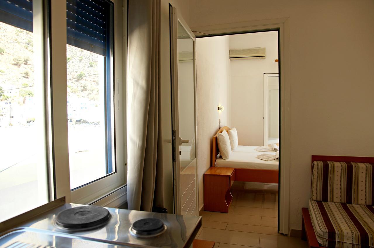 Madares Hotel Loutro Exterior foto