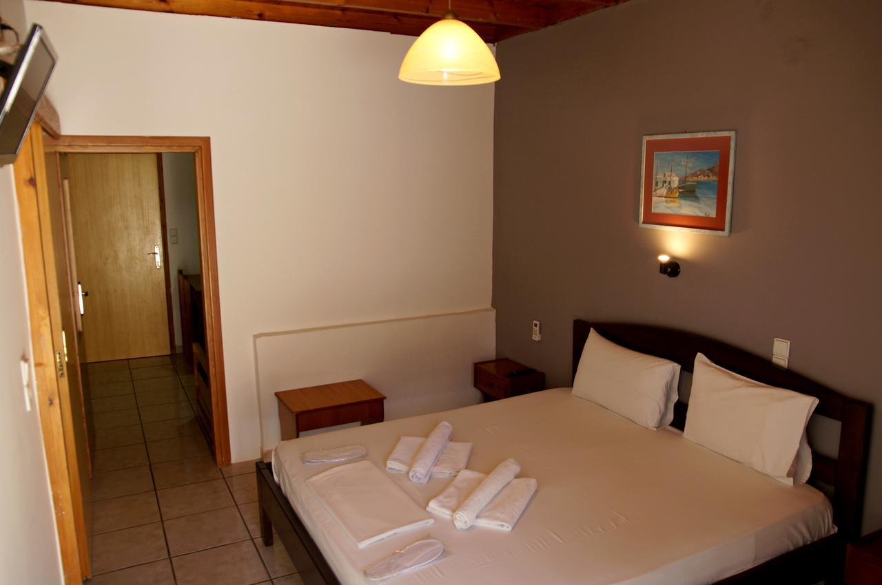 Madares Hotel Loutro Exterior foto